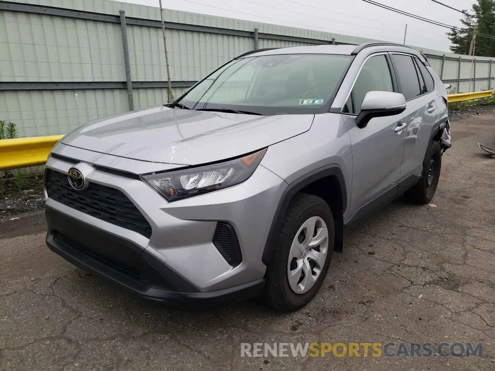 2 Photograph of a damaged car JTMG1RFVXKD005088 TOYOTA RAV4 2019