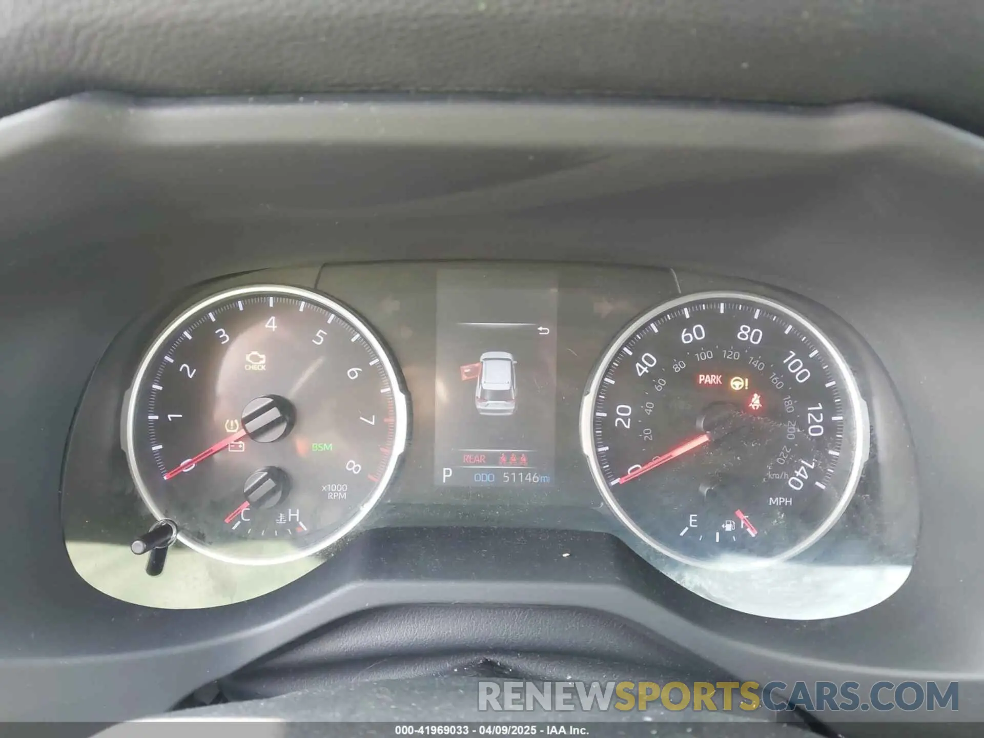 7 Photograph of a damaged car JTMG1RFVXKD012252 TOYOTA RAV4 2019