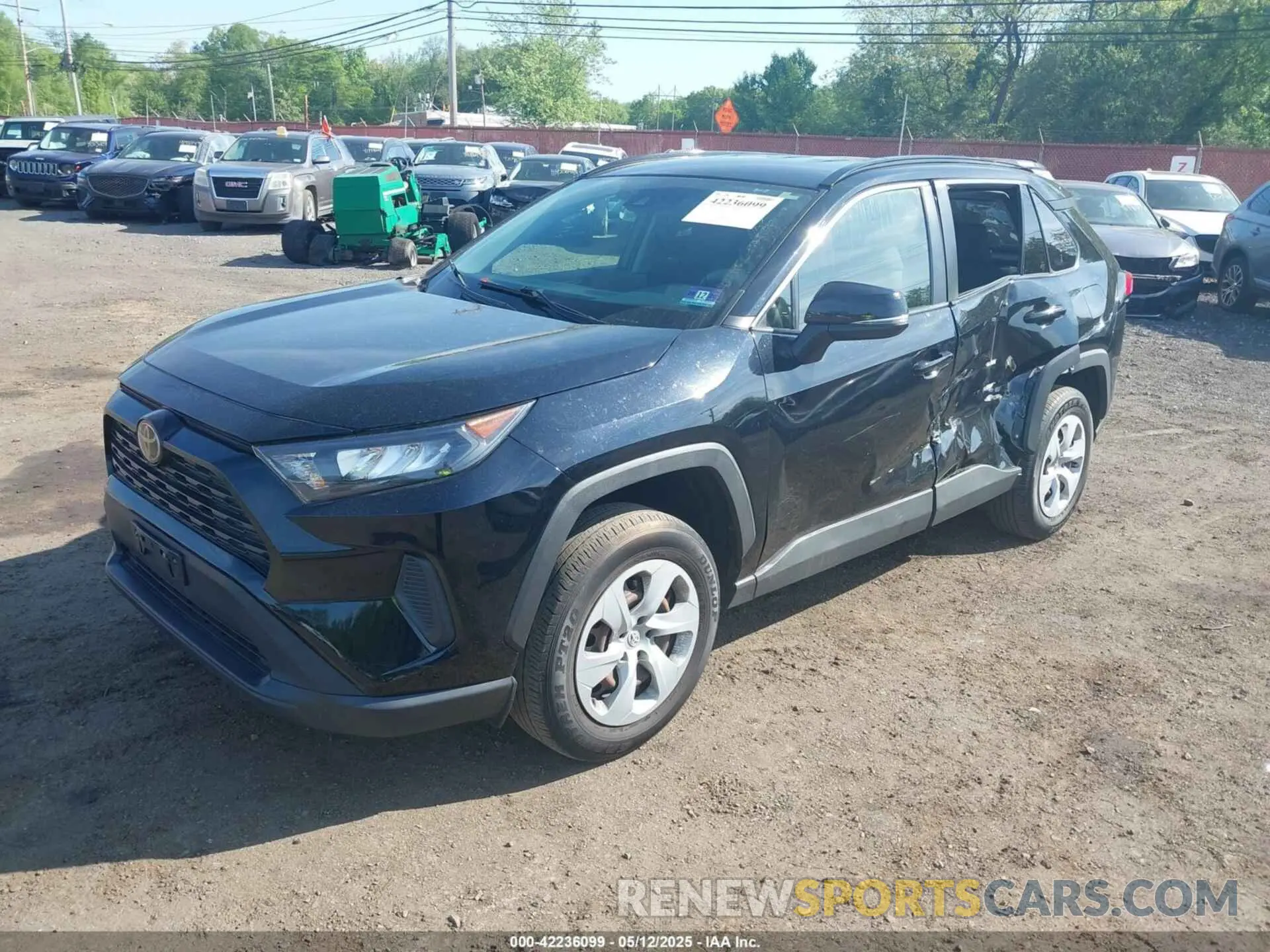 2 Photograph of a damaged car JTMG1RFVXKD033862 TOYOTA RAV4 2019