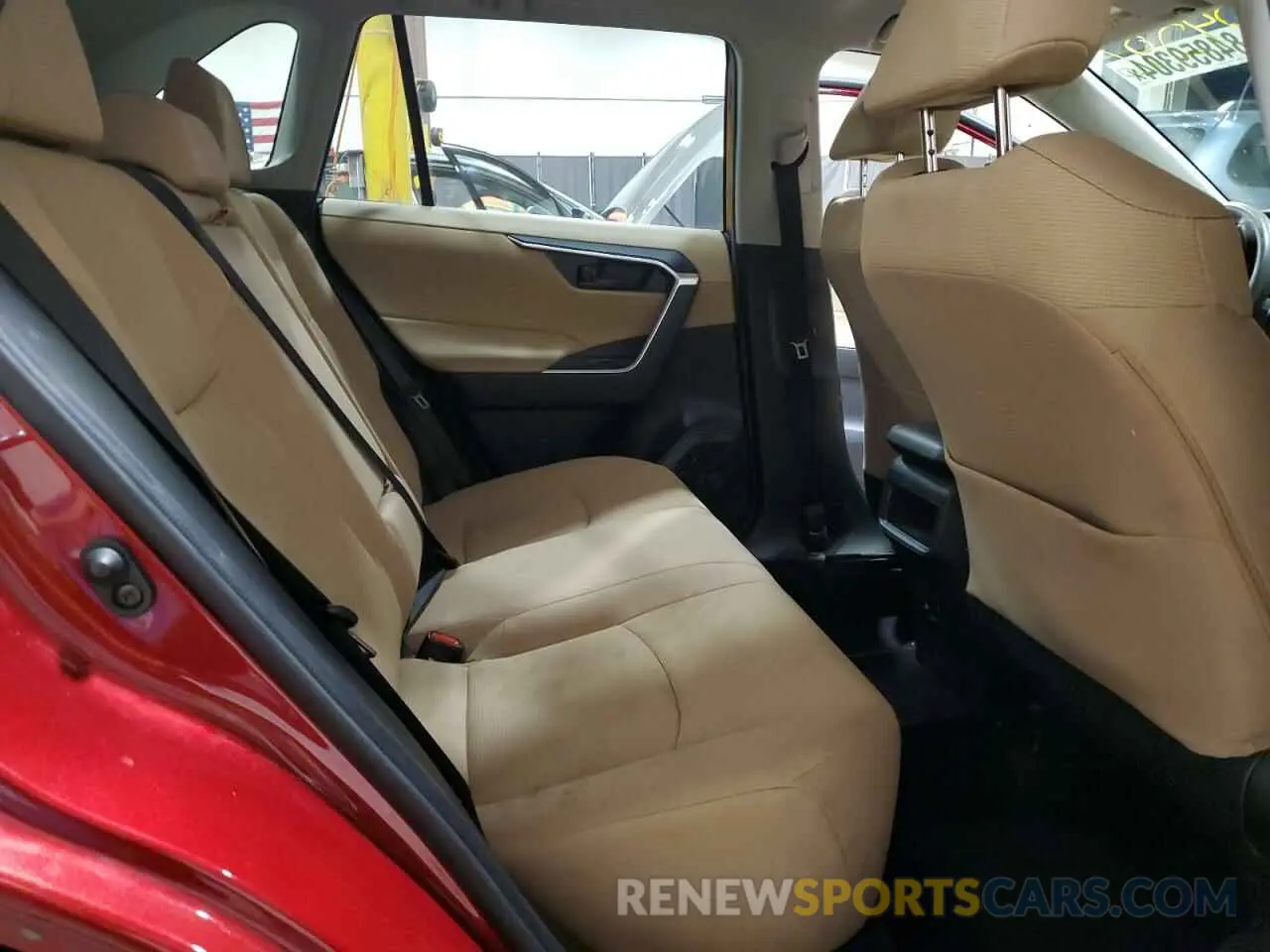 11 Photograph of a damaged car JTMG1RFVXKJ004296 TOYOTA RAV4 2019