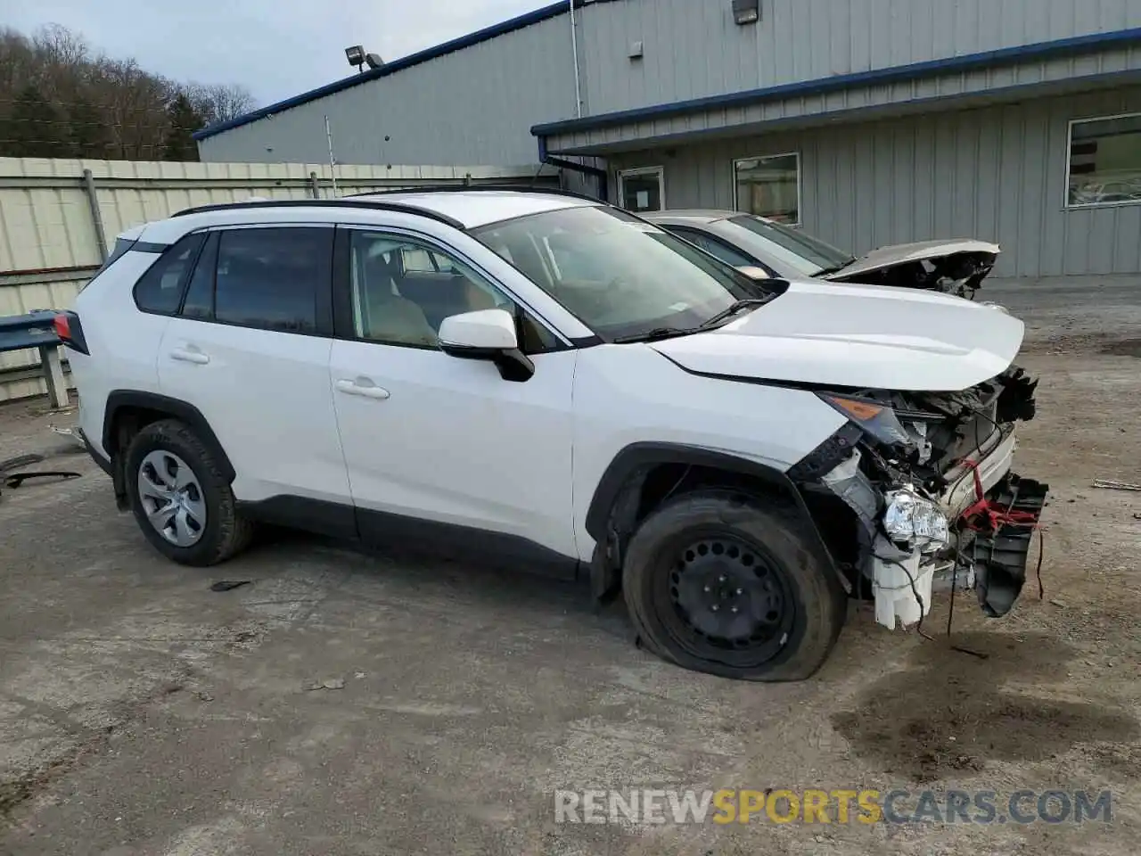 4 Photograph of a damaged car JTMG1RFVXKJ005576 TOYOTA RAV4 2019