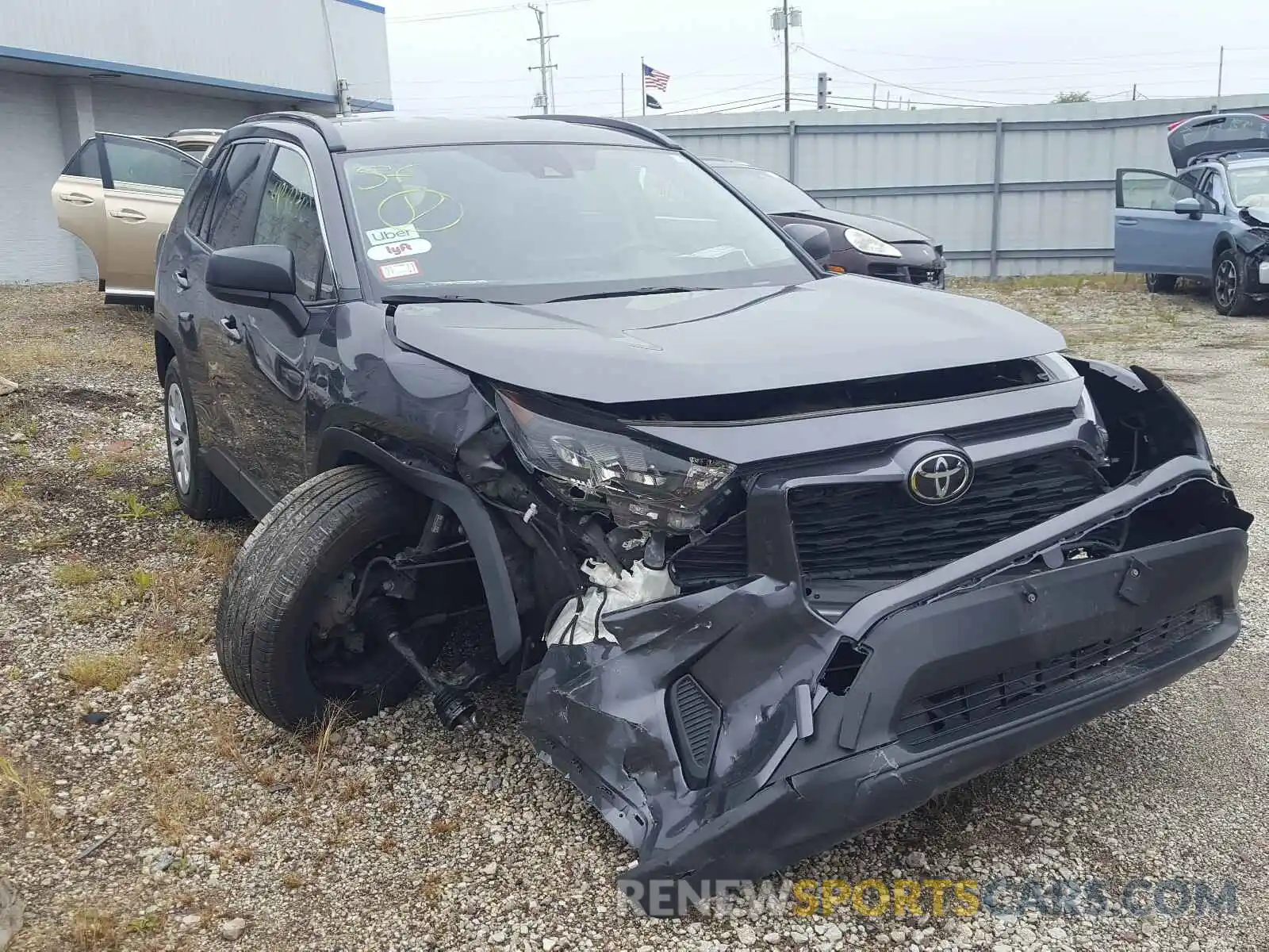 1 Photograph of a damaged car JTMH1RFV0KD013219 TOYOTA RAV4 2019