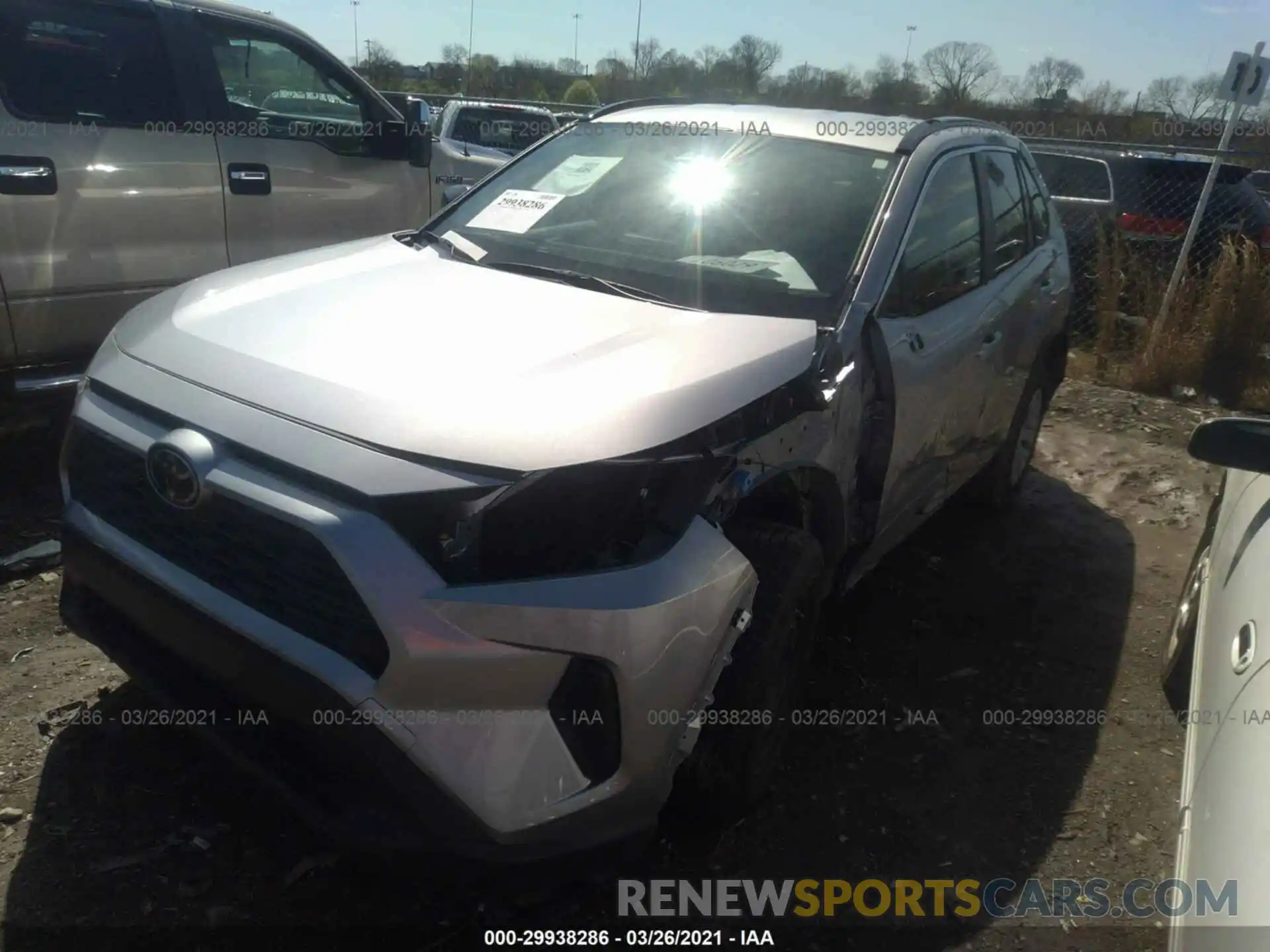 2 Photograph of a damaged car JTMH1RFV0KD015391 TOYOTA RAV4 2019