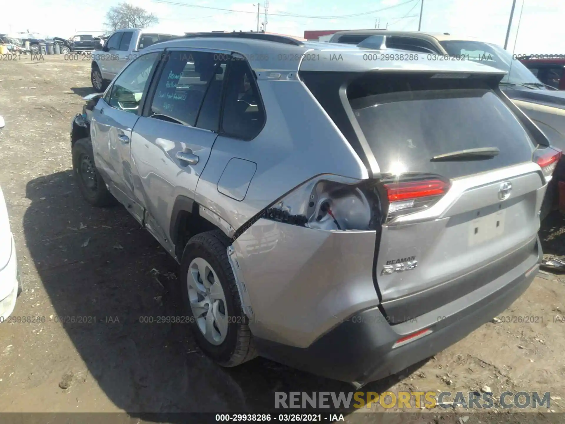 3 Photograph of a damaged car JTMH1RFV0KD015391 TOYOTA RAV4 2019