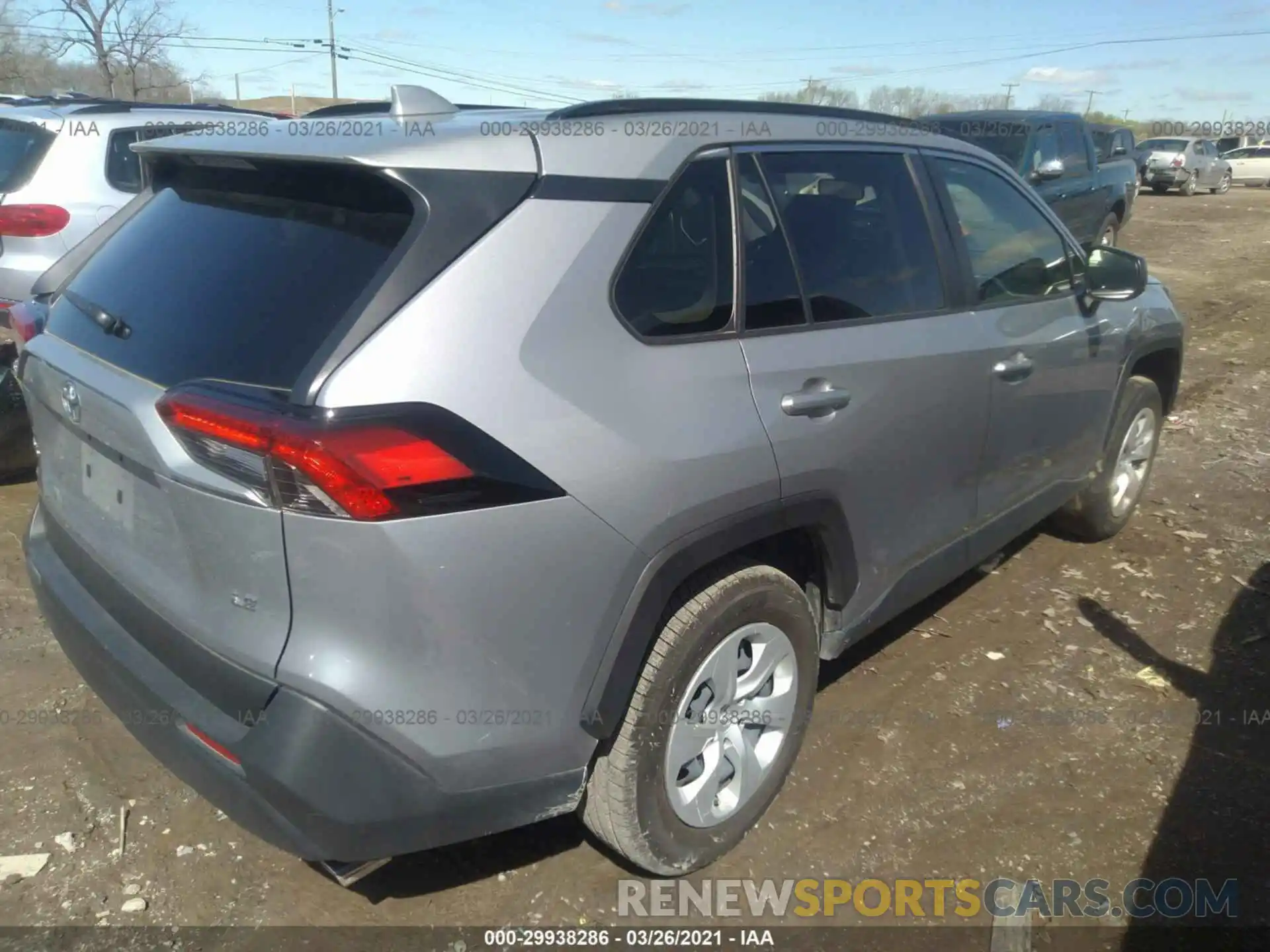 4 Photograph of a damaged car JTMH1RFV0KD015391 TOYOTA RAV4 2019