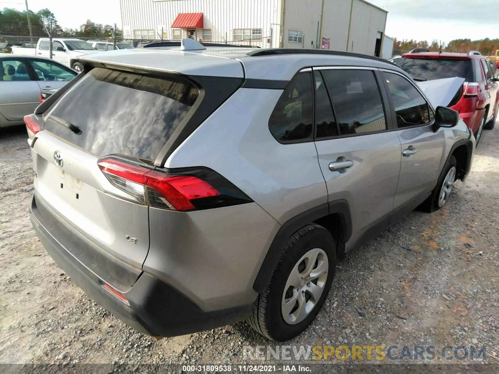 4 Photograph of a damaged car JTMH1RFV0KD032787 TOYOTA RAV4 2019