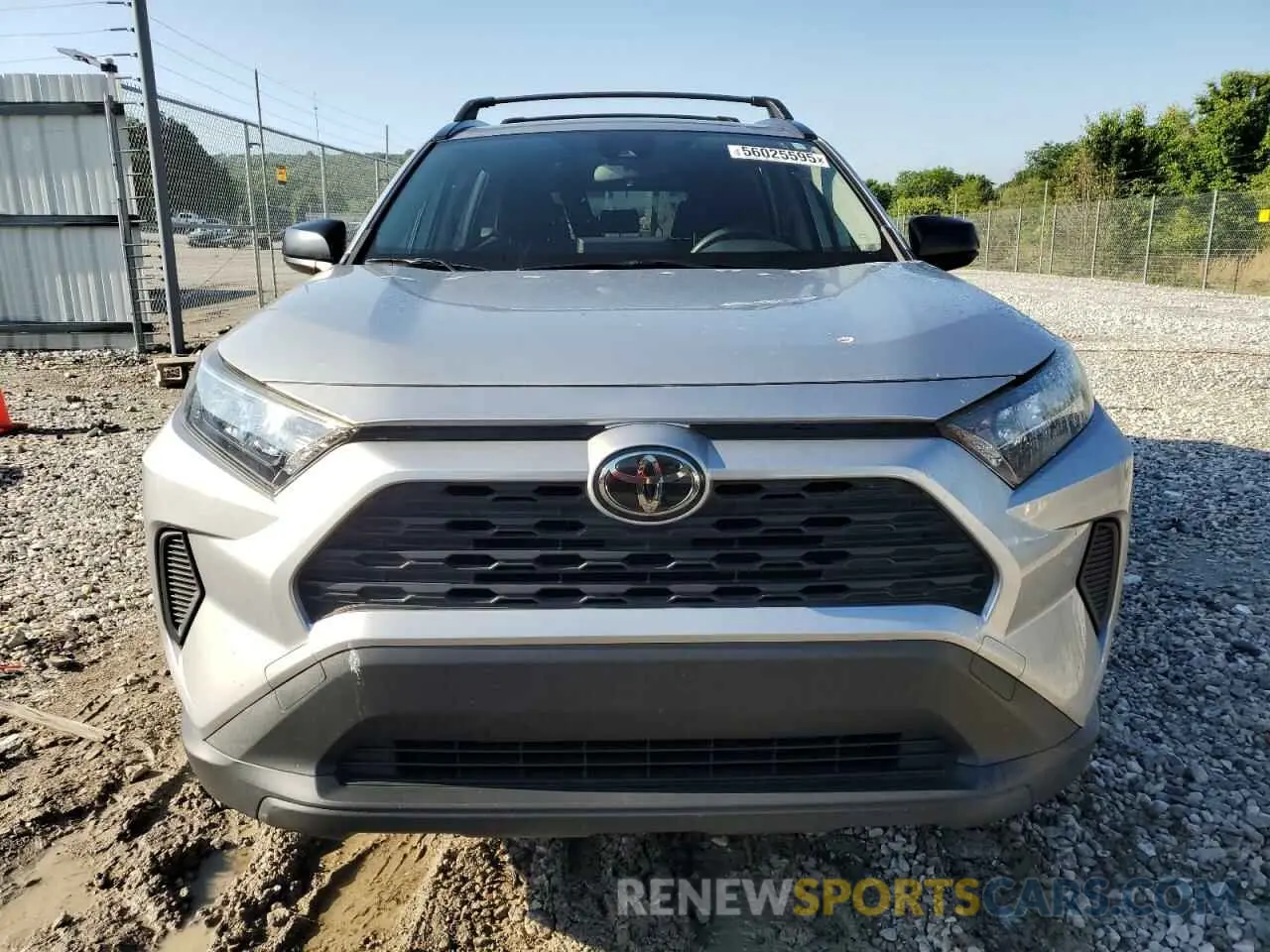 5 Photograph of a damaged car JTMH1RFV0KJ008328 TOYOTA RAV4 2019