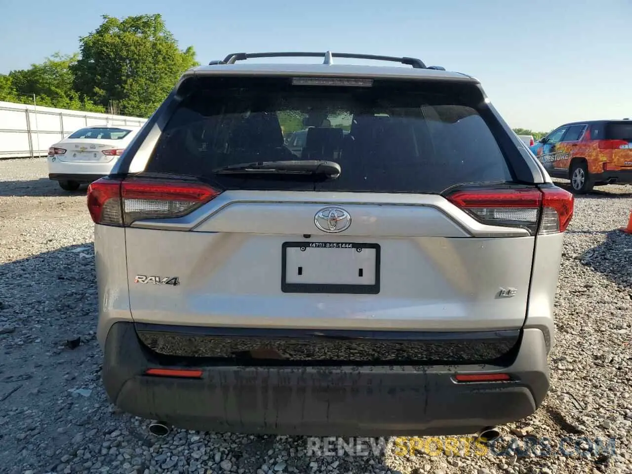 6 Photograph of a damaged car JTMH1RFV0KJ008328 TOYOTA RAV4 2019