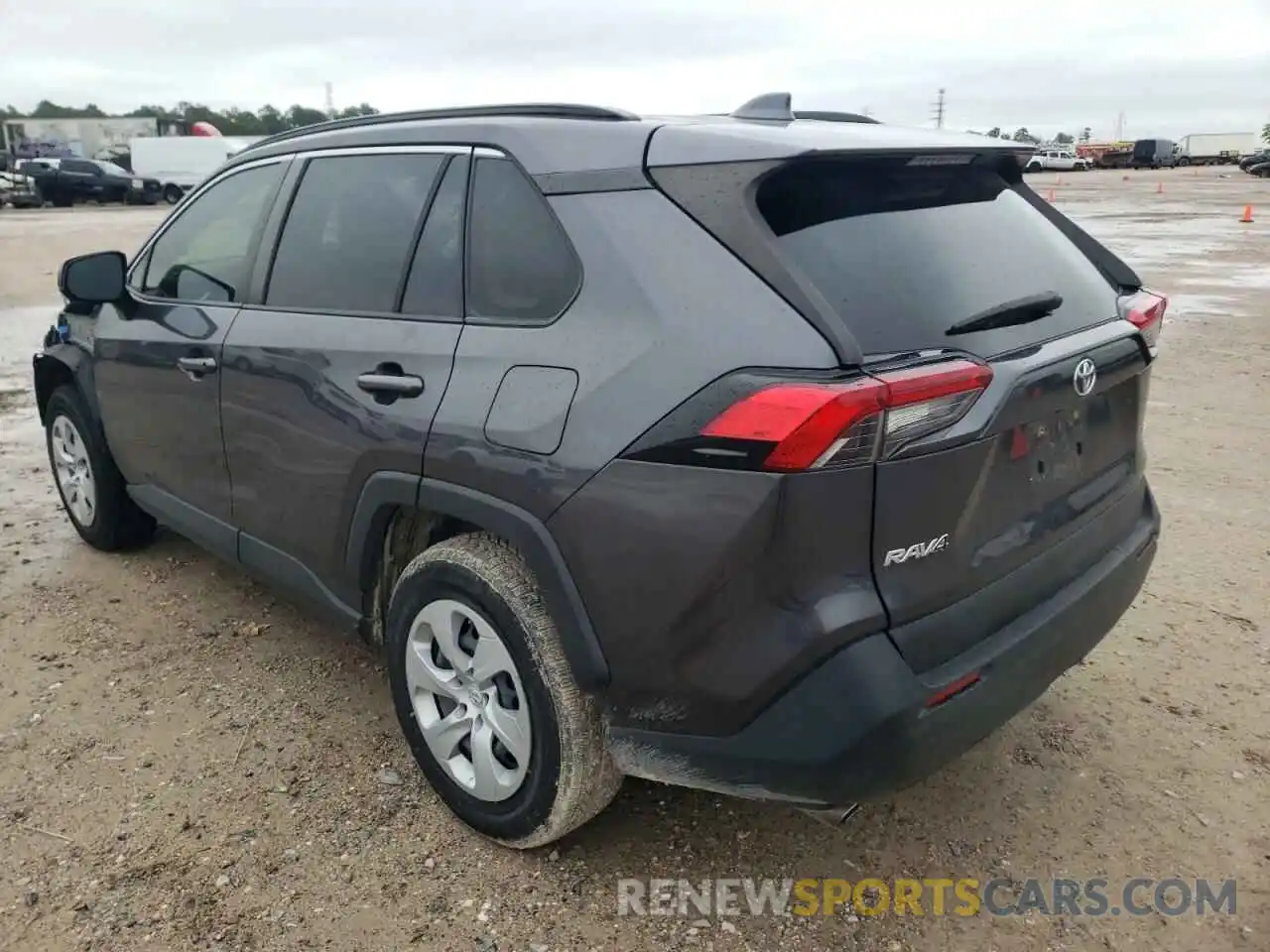 2 Photograph of a damaged car JTMH1RFV0KJ010581 TOYOTA RAV4 2019