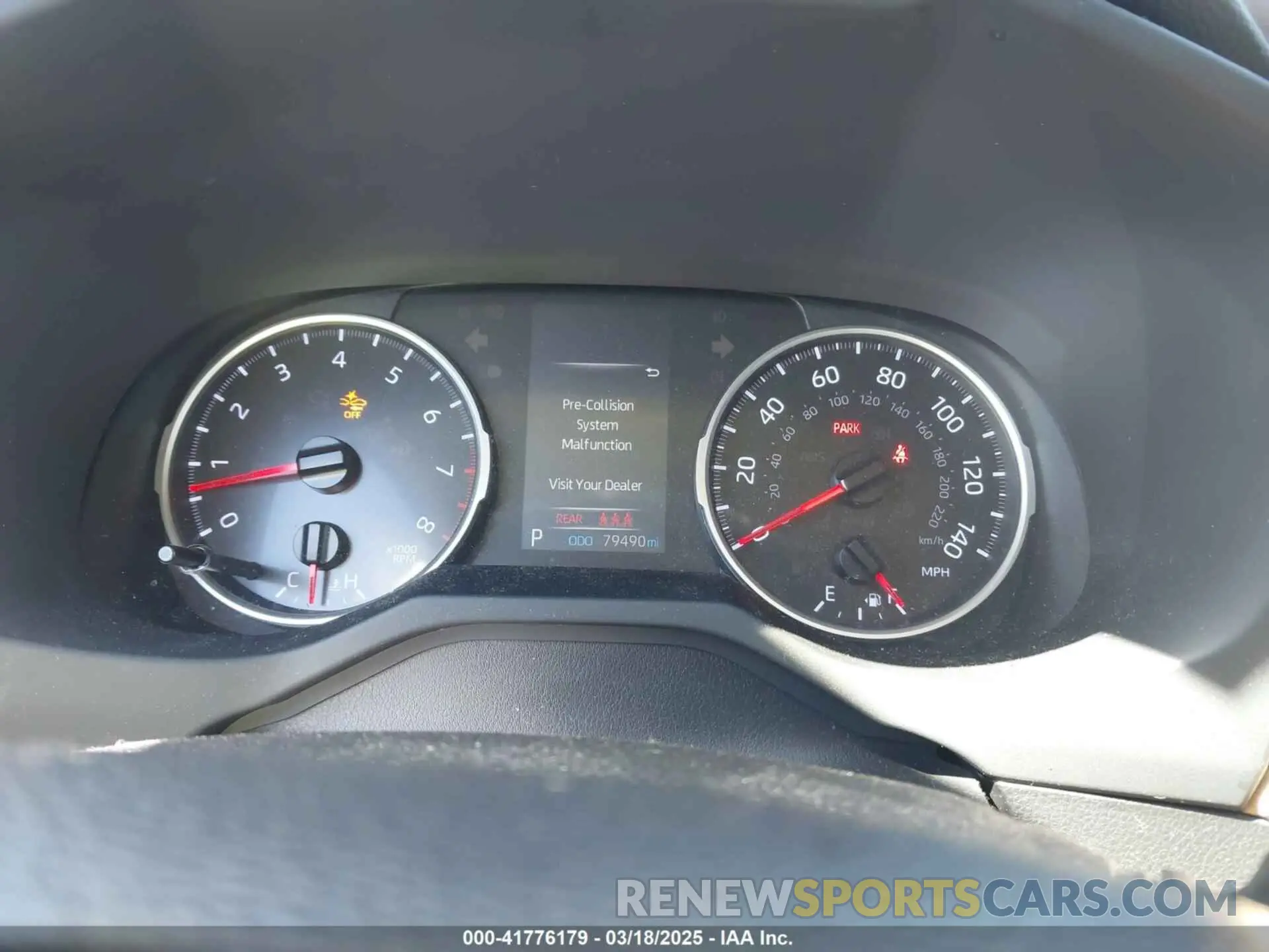 7 Photograph of a damaged car JTMH1RFV1KD004173 TOYOTA RAV4 2019