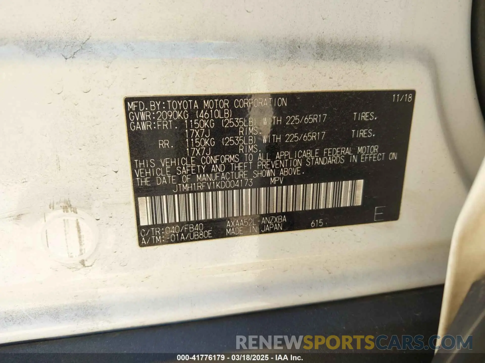 9 Photograph of a damaged car JTMH1RFV1KD004173 TOYOTA RAV4 2019