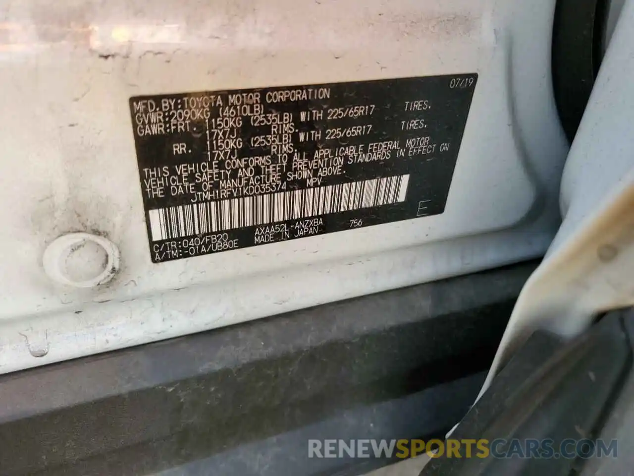 10 Photograph of a damaged car JTMH1RFV1KD035374 TOYOTA RAV4 2019