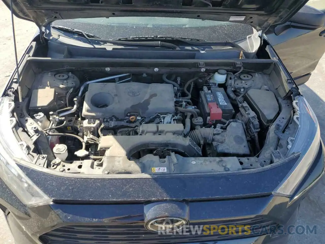 12 Photograph of a damaged car JTMH1RFV1KJ001839 TOYOTA RAV4 2019