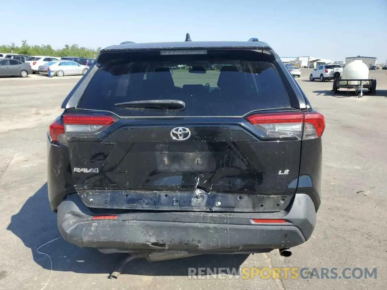 6 Photograph of a damaged car JTMH1RFV1KJ001839 TOYOTA RAV4 2019