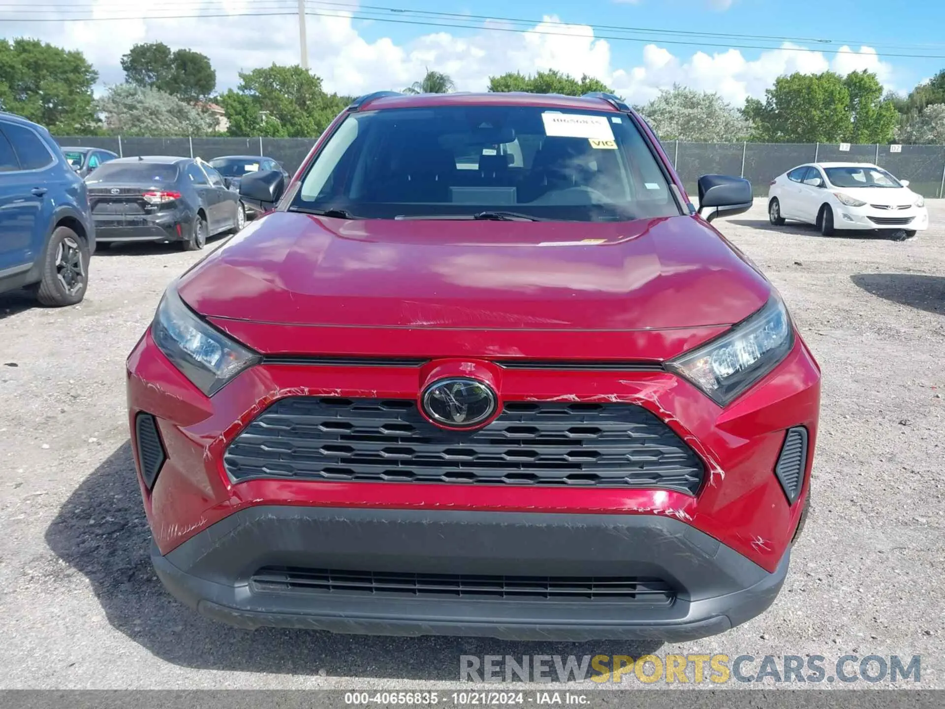 12 Photograph of a damaged car JTMH1RFV1KJ008788 TOYOTA RAV4 2019