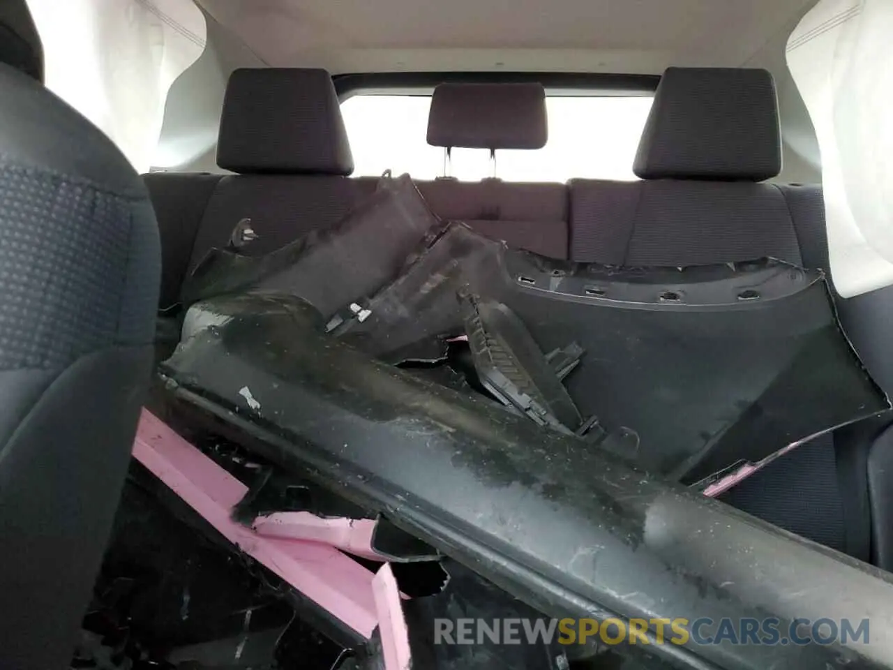 10 Photograph of a damaged car JTMH1RFV1KJ012999 TOYOTA RAV4 2019