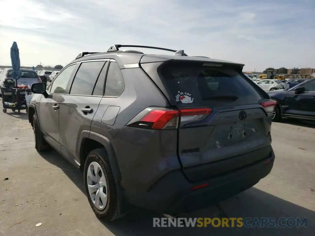 3 Photograph of a damaged car JTMH1RFV1KJ013893 TOYOTA RAV4 2019