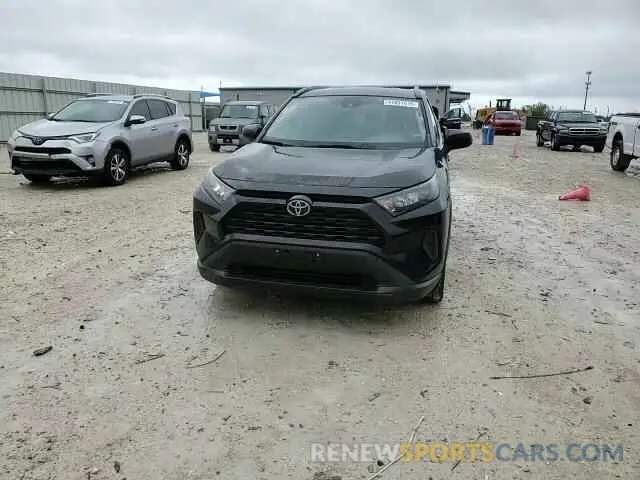 13 Photograph of a damaged car JTMH1RFV2KD006837 TOYOTA RAV4 2019