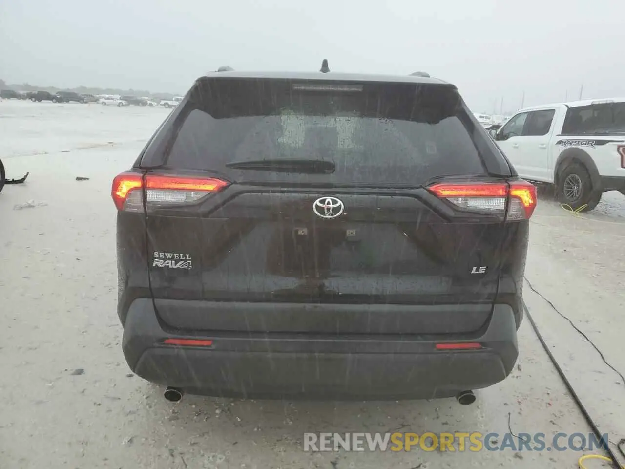 6 Photograph of a damaged car JTMH1RFV2KD006837 TOYOTA RAV4 2019