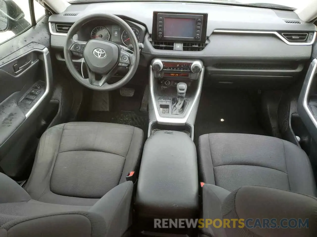 8 Photograph of a damaged car JTMH1RFV2KD006837 TOYOTA RAV4 2019