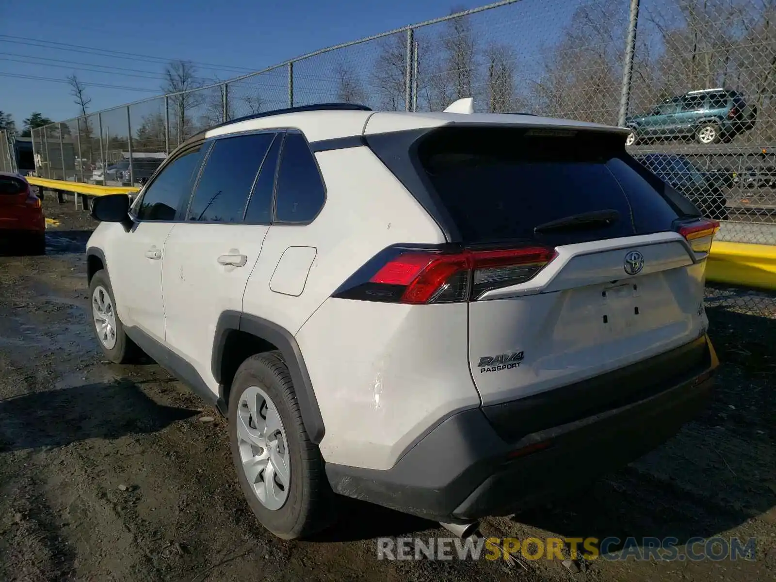 3 Photograph of a damaged car JTMH1RFV2KD013447 TOYOTA RAV4 2019