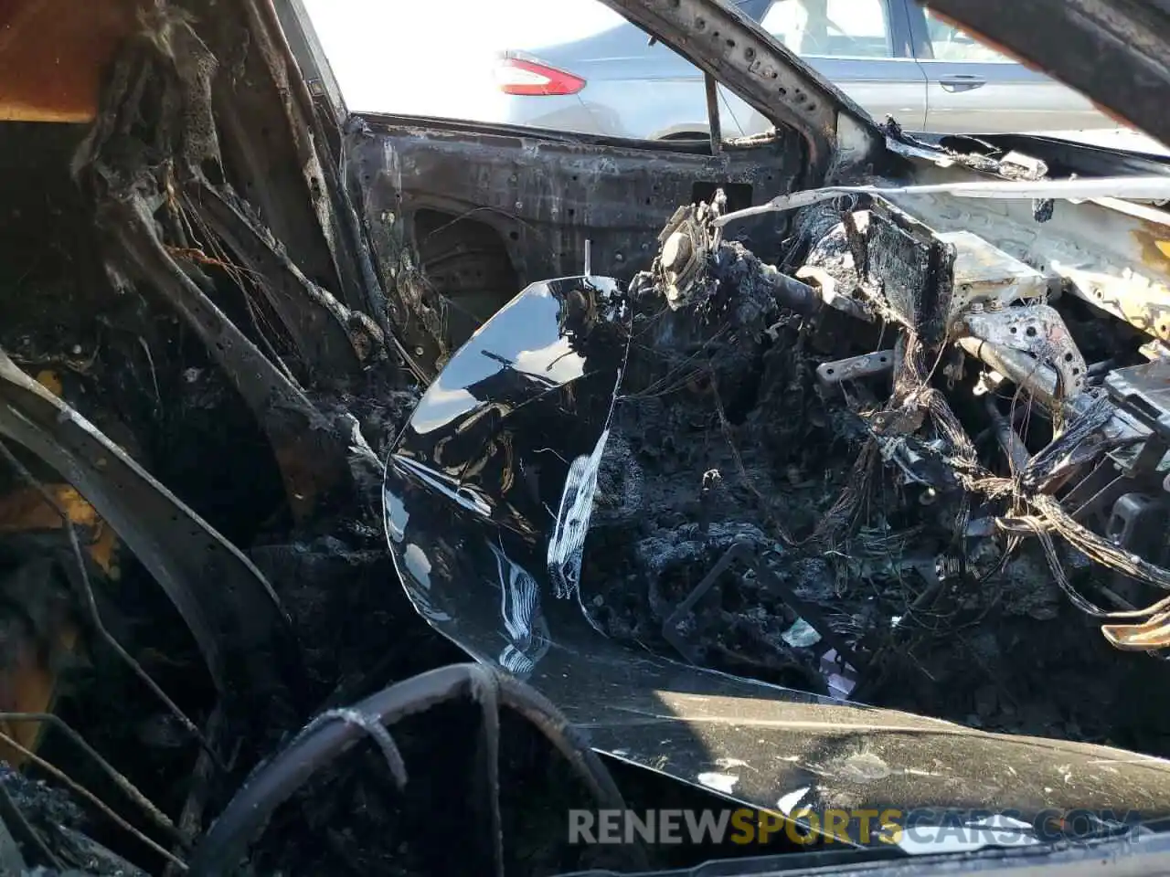 5 Photograph of a damaged car JTMH1RFV2KD014775 TOYOTA RAV4 2019