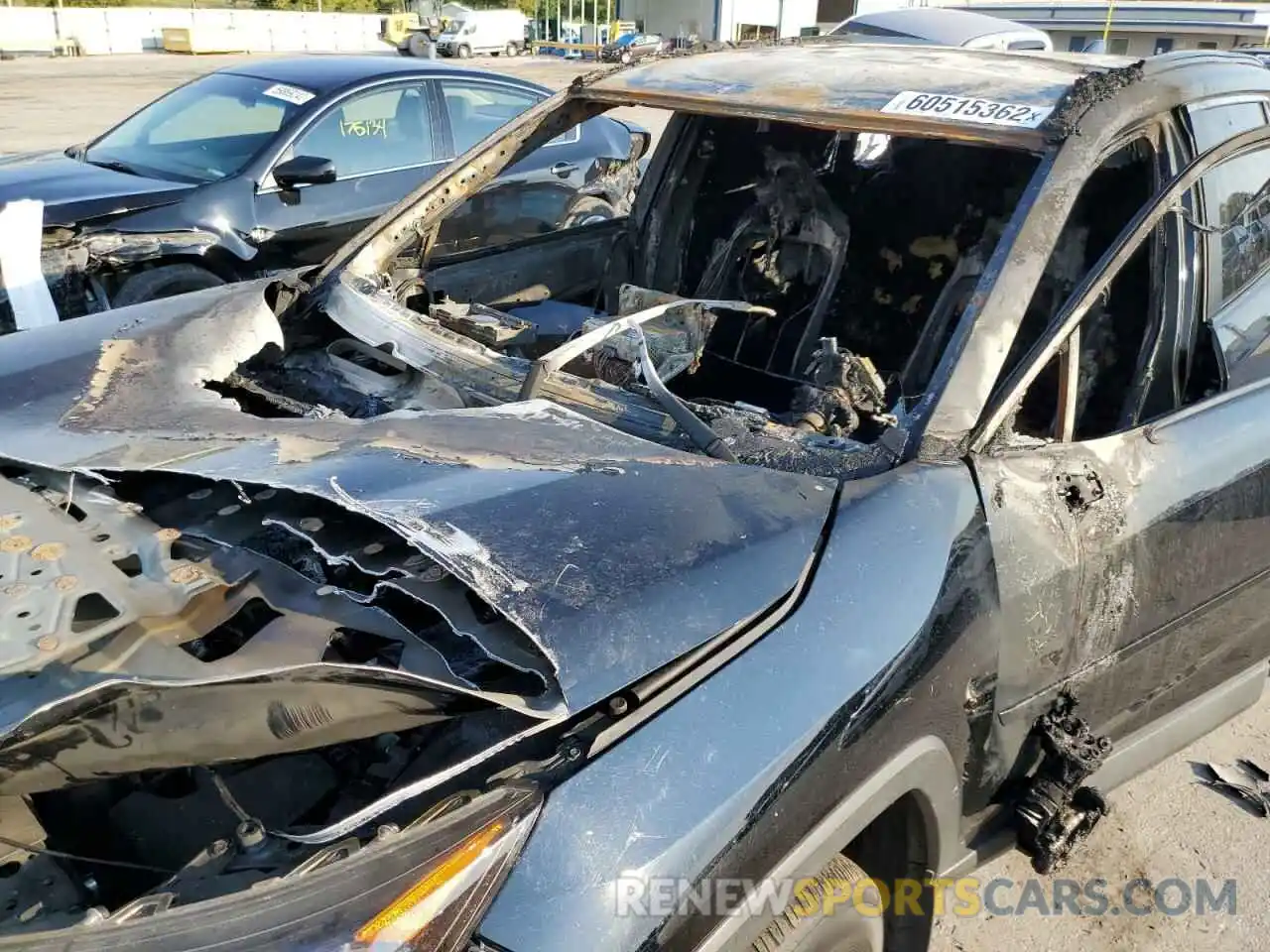 9 Photograph of a damaged car JTMH1RFV2KD014775 TOYOTA RAV4 2019