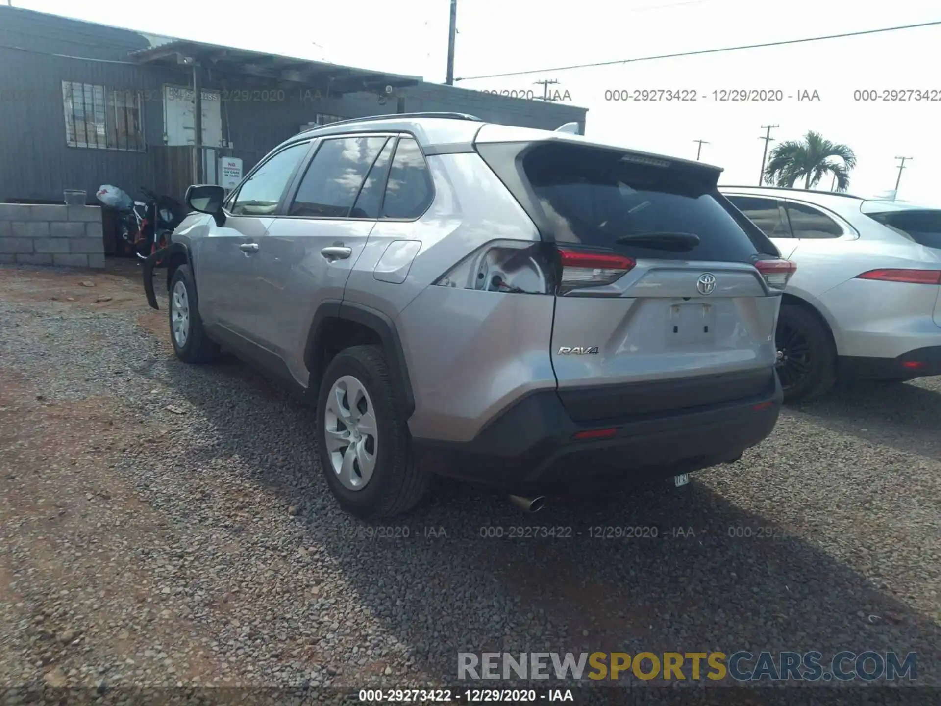 3 Photograph of a damaged car JTMH1RFV2KD029664 TOYOTA RAV4 2019