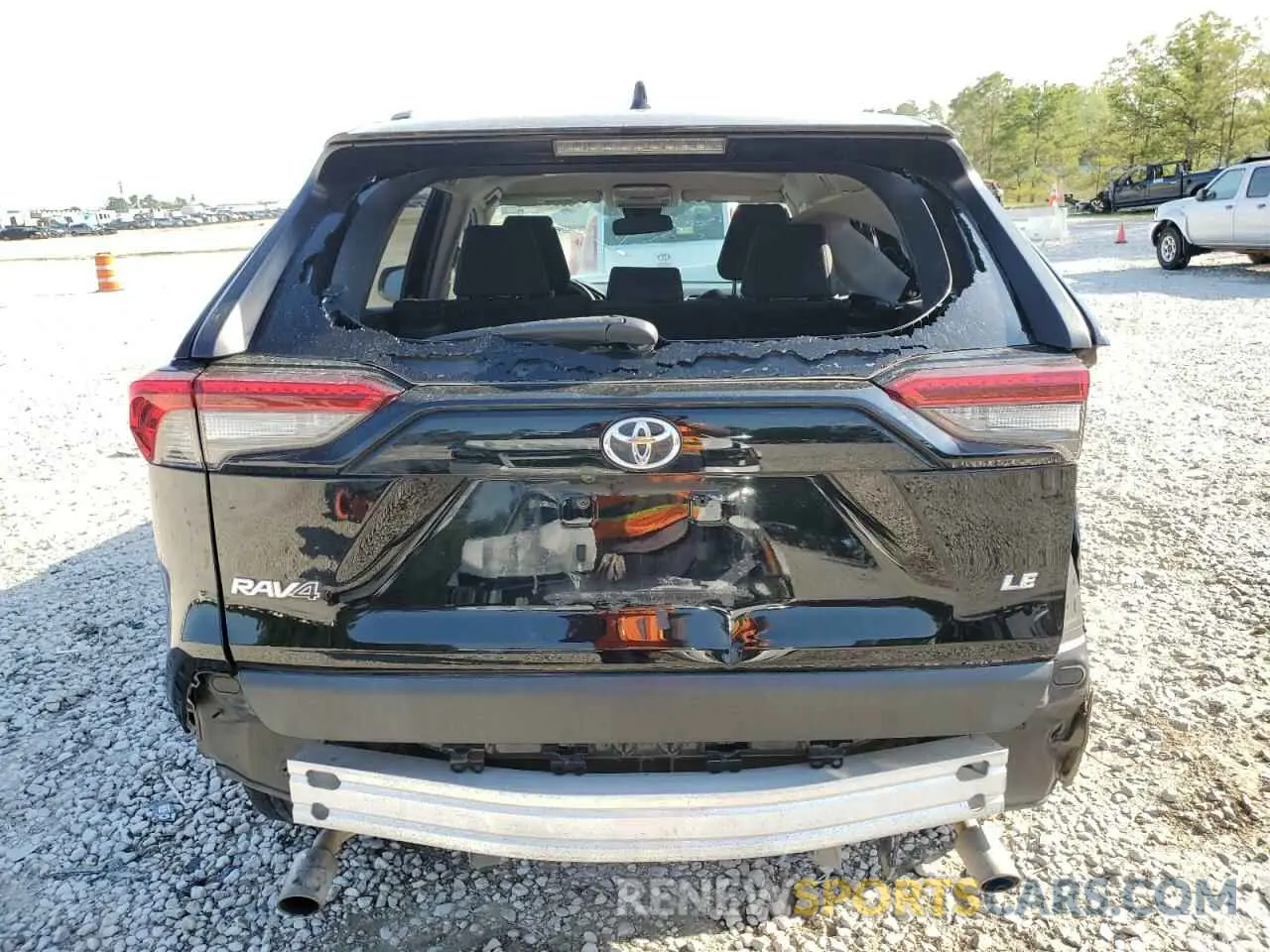 6 Photograph of a damaged car JTMH1RFV2KD040793 TOYOTA RAV4 2019