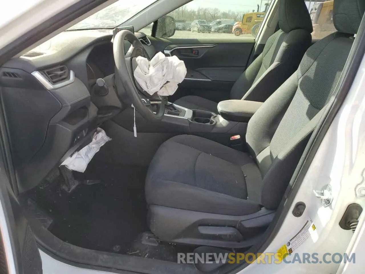 7 Photograph of a damaged car JTMH1RFV2KD516492 TOYOTA RAV4 2019