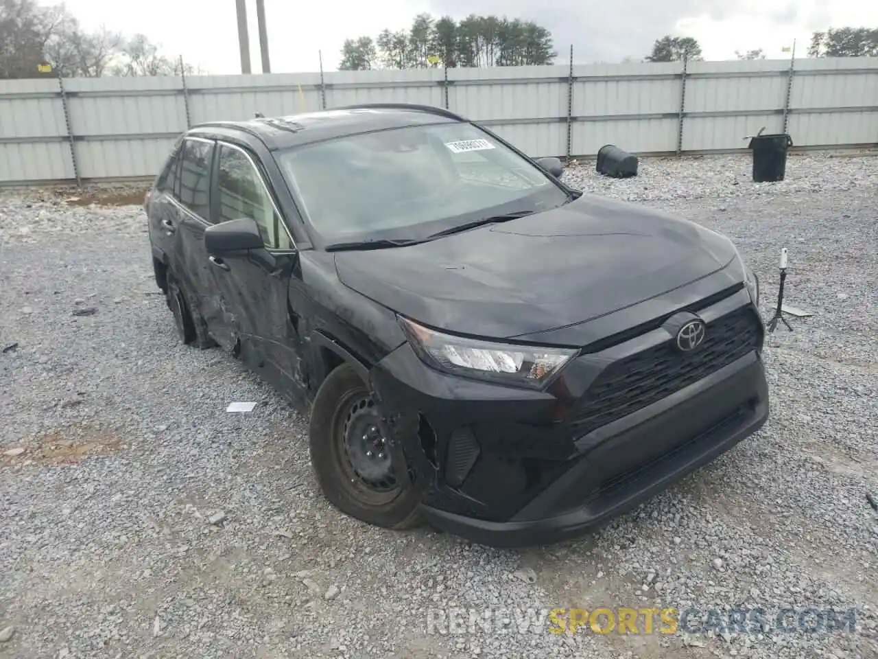 1 Photograph of a damaged car JTMH1RFV2KJ014132 TOYOTA RAV4 2019