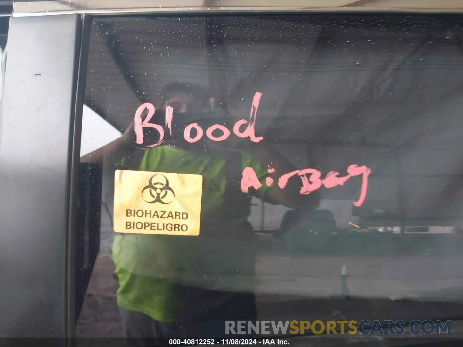 7 Photograph of a damaged car JTMH1RFV3KD016860 TOYOTA RAV4 2019