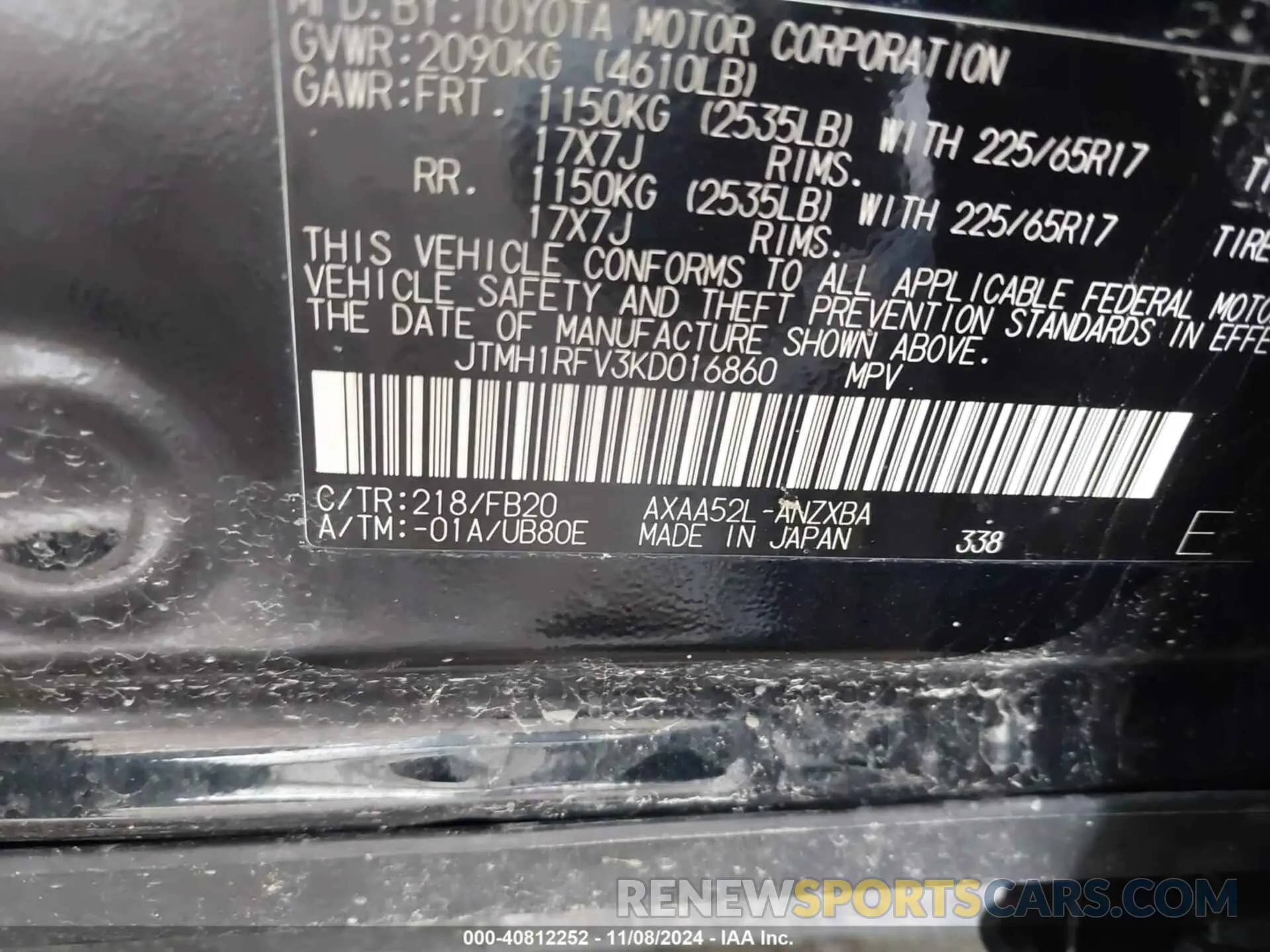 9 Photograph of a damaged car JTMH1RFV3KD016860 TOYOTA RAV4 2019