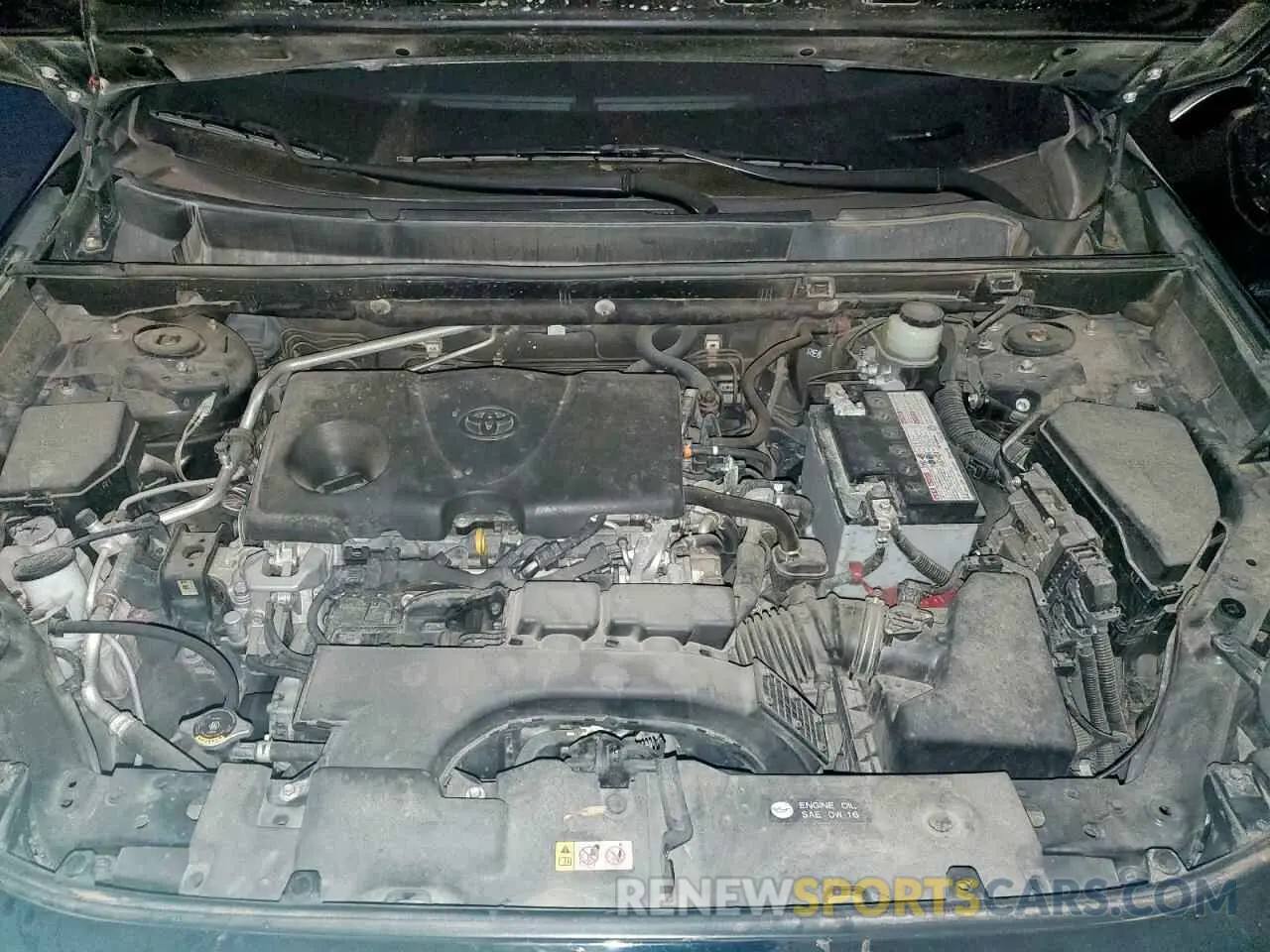 11 Photograph of a damaged car JTMH1RFV3KD037384 TOYOTA RAV4 2019