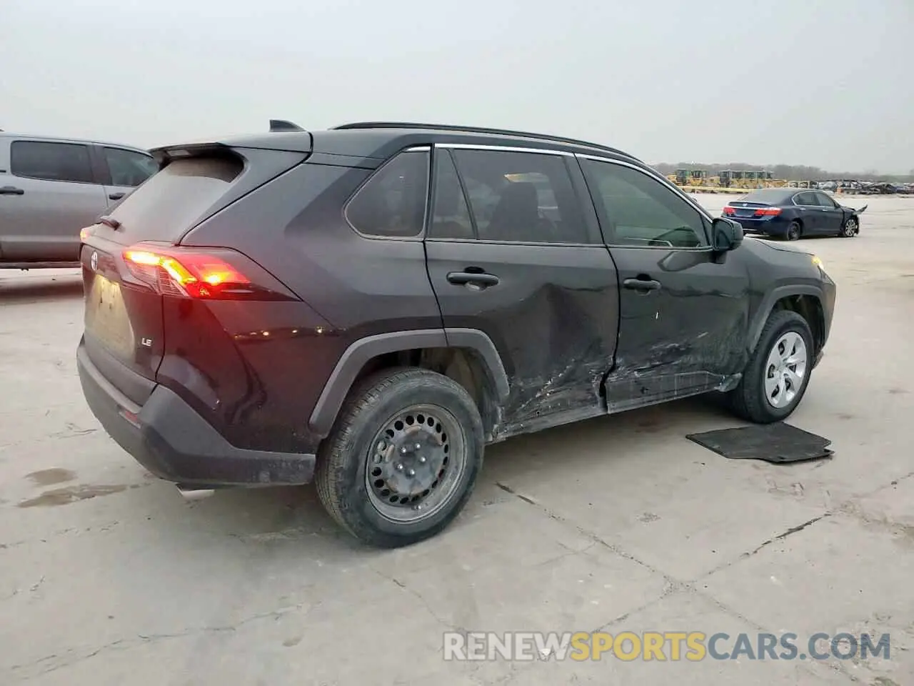3 Photograph of a damaged car JTMH1RFV3KD037384 TOYOTA RAV4 2019