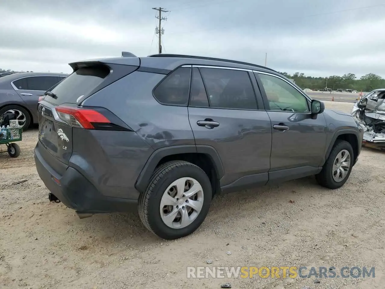 3 Photograph of a damaged car JTMH1RFV3KD507946 TOYOTA RAV4 2019