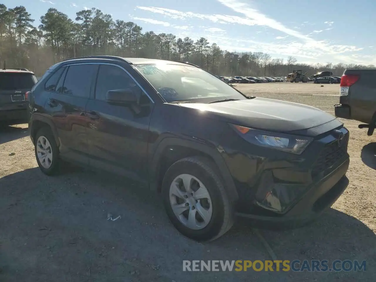 4 Photograph of a damaged car JTMH1RFV3KJ014737 TOYOTA RAV4 2019