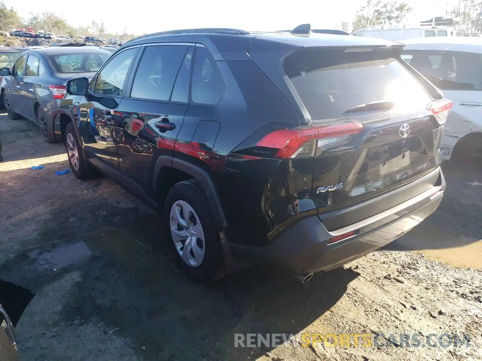 3 Photograph of a damaged car JTMH1RFV4KD013062 TOYOTA RAV4 2019