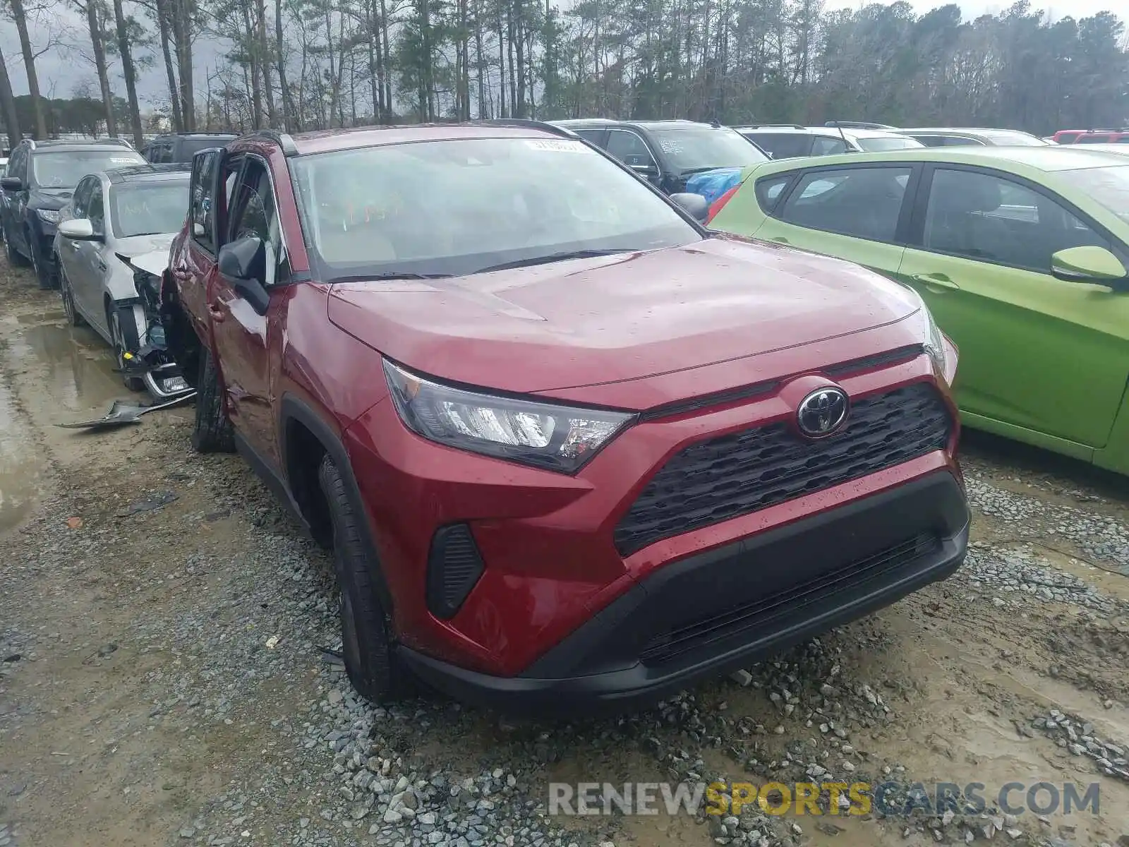 1 Photograph of a damaged car JTMH1RFV4KD015734 TOYOTA RAV4 2019