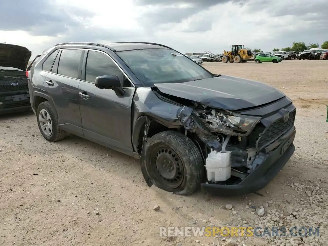 4 Photograph of a damaged car JTMH1RFV4KD019458 TOYOTA RAV4 2019
