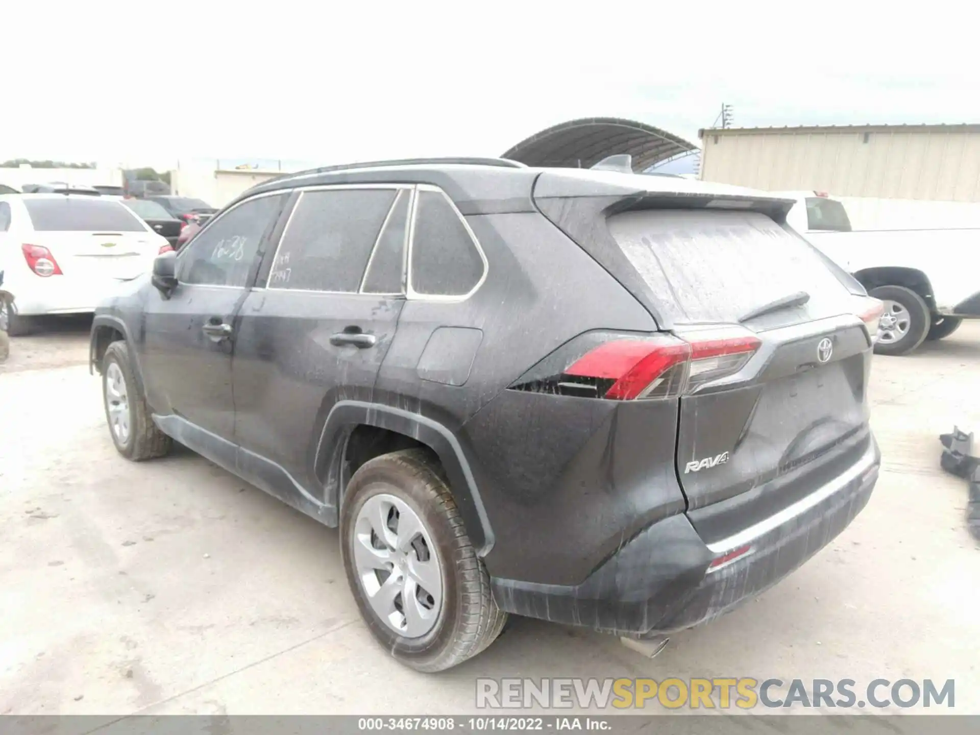 3 Photograph of a damaged car JTMH1RFV4KD036907 TOYOTA RAV4 2019