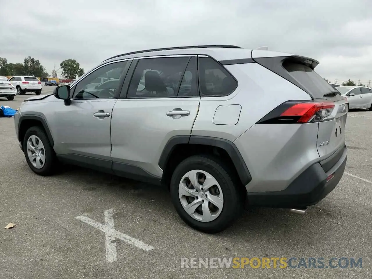 2 Photograph of a damaged car JTMH1RFV4KJ009059 TOYOTA RAV4 2019