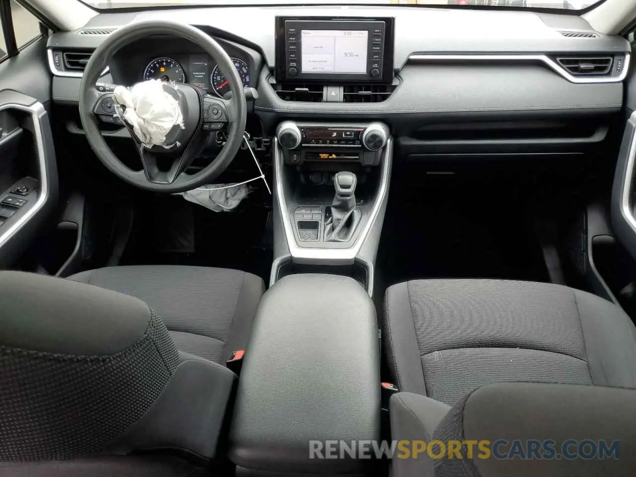 8 Photograph of a damaged car JTMH1RFV4KJ009059 TOYOTA RAV4 2019