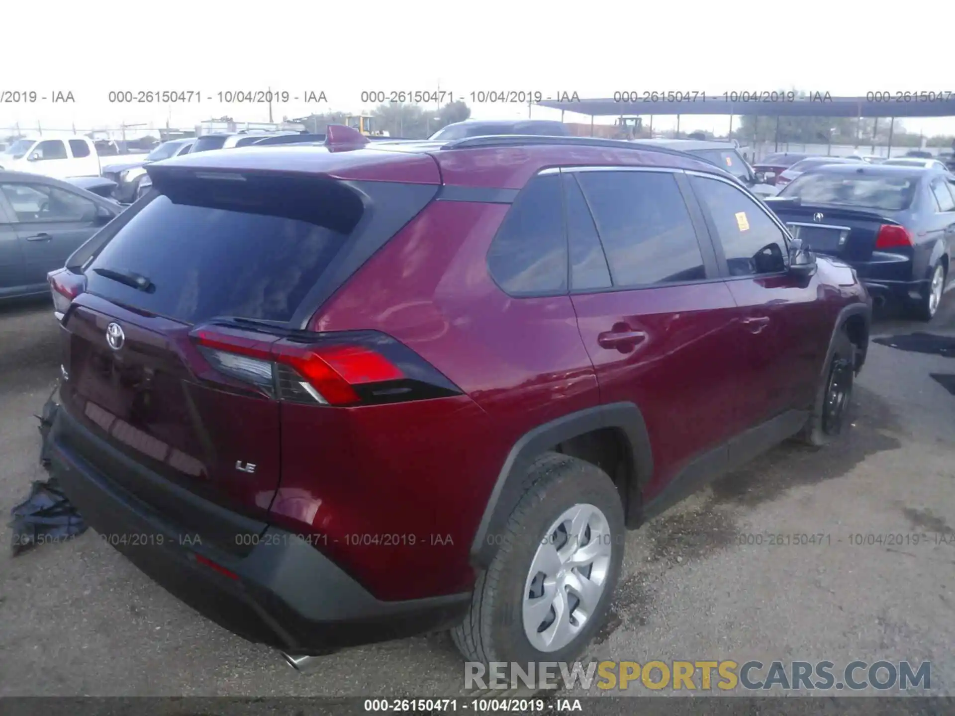 4 Photograph of a damaged car JTMH1RFV5KD500769 TOYOTA RAV4 2019