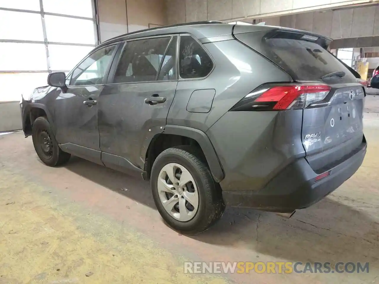 2 Photograph of a damaged car JTMH1RFV5KD502022 TOYOTA RAV4 2019