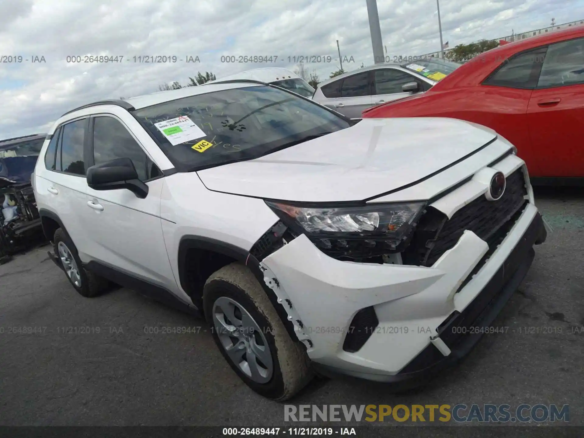 1 Photograph of a damaged car JTMH1RFV5KD507415 TOYOTA RAV4 2019