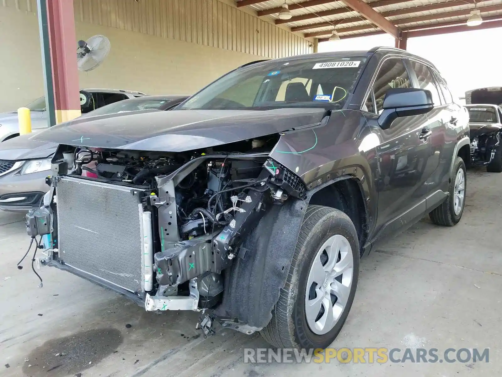 2 Photograph of a damaged car JTMH1RFV5KD507639 TOYOTA RAV4 2019