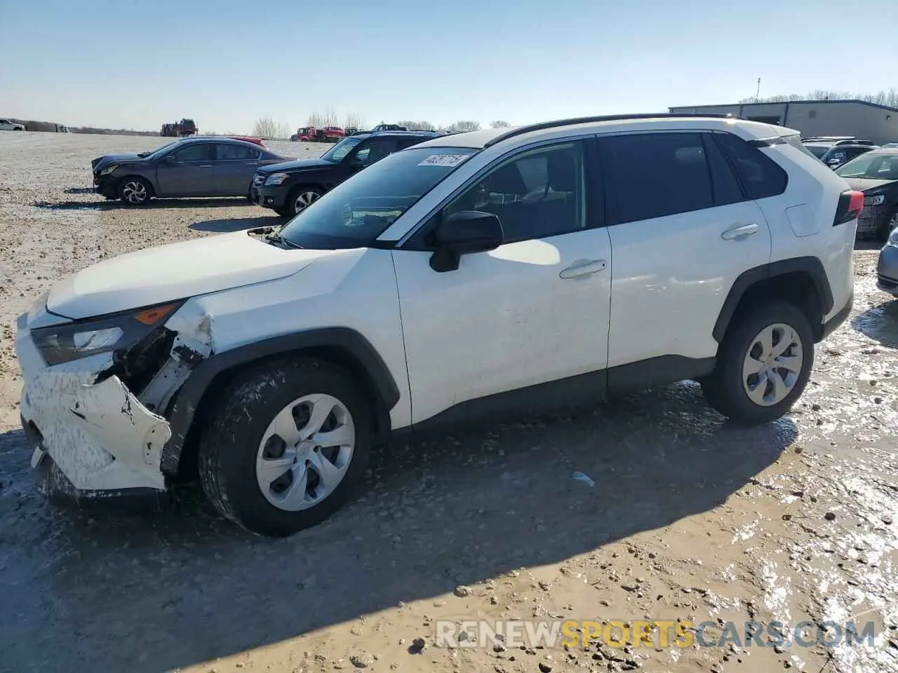 1 Photograph of a damaged car JTMH1RFV5KJ004730 TOYOTA RAV4 2019