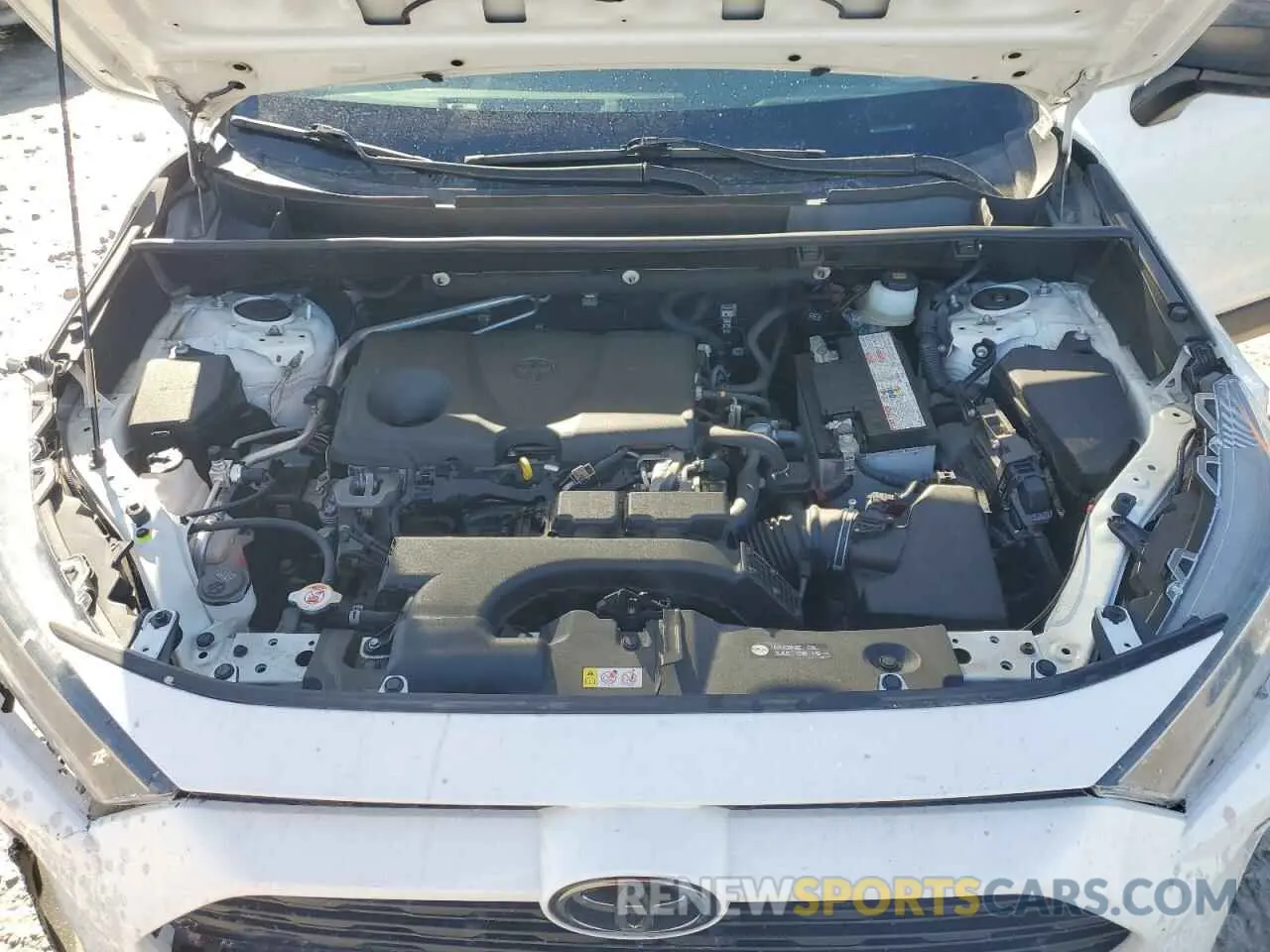 12 Photograph of a damaged car JTMH1RFV5KJ004730 TOYOTA RAV4 2019