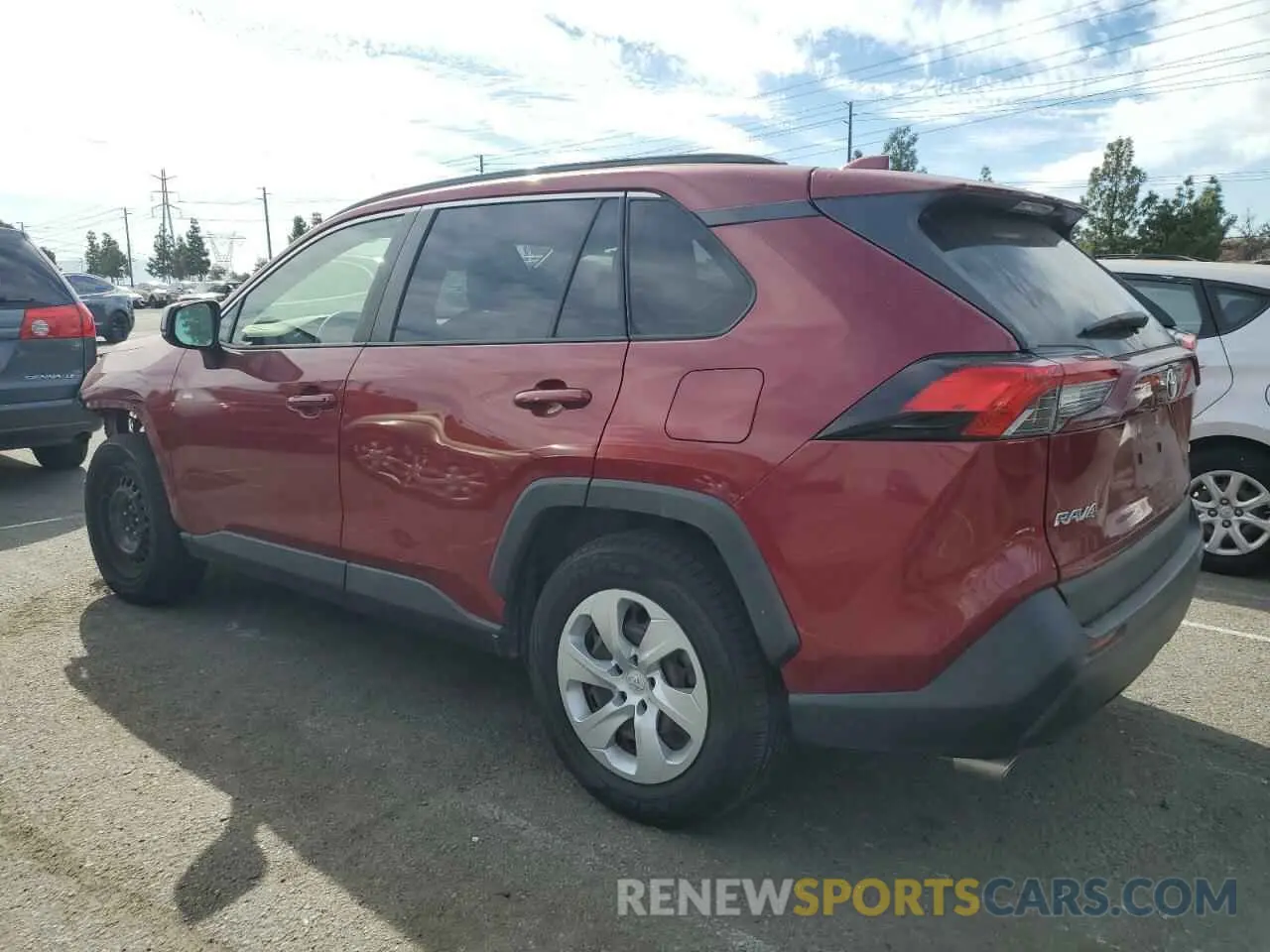 2 Photograph of a damaged car JTMH1RFV5KJ009555 TOYOTA RAV4 2019